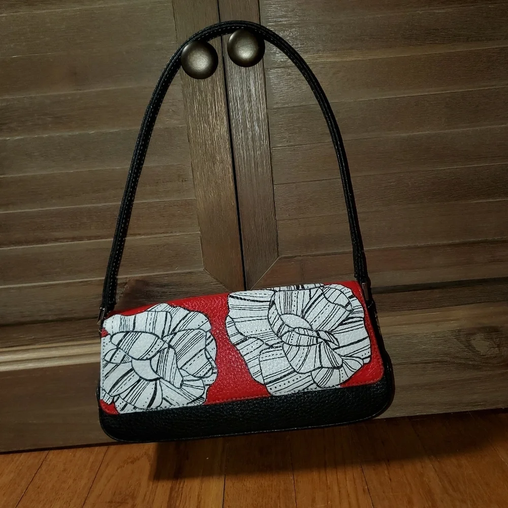 Liz Claiborne Red and Black Shoulder Bag